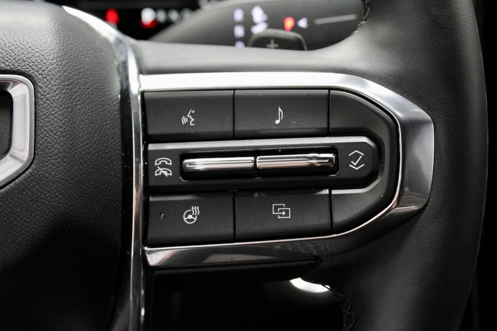 Used 2025 GMC Terrain Elevation AWD/4WD image 29