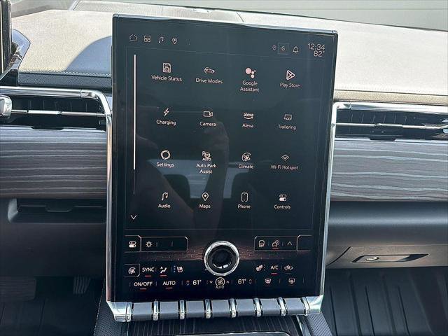 New 2025 GMC Sierra EV Denali image 24