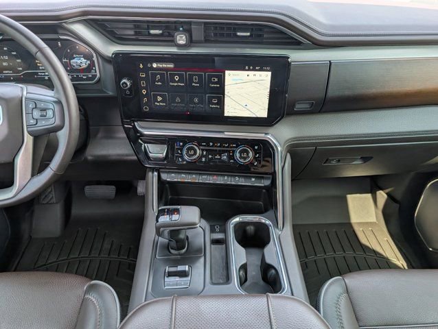 Used 2023 GMC Sierra 1500 Denali w/ Technology Package AWD/4WD image 7