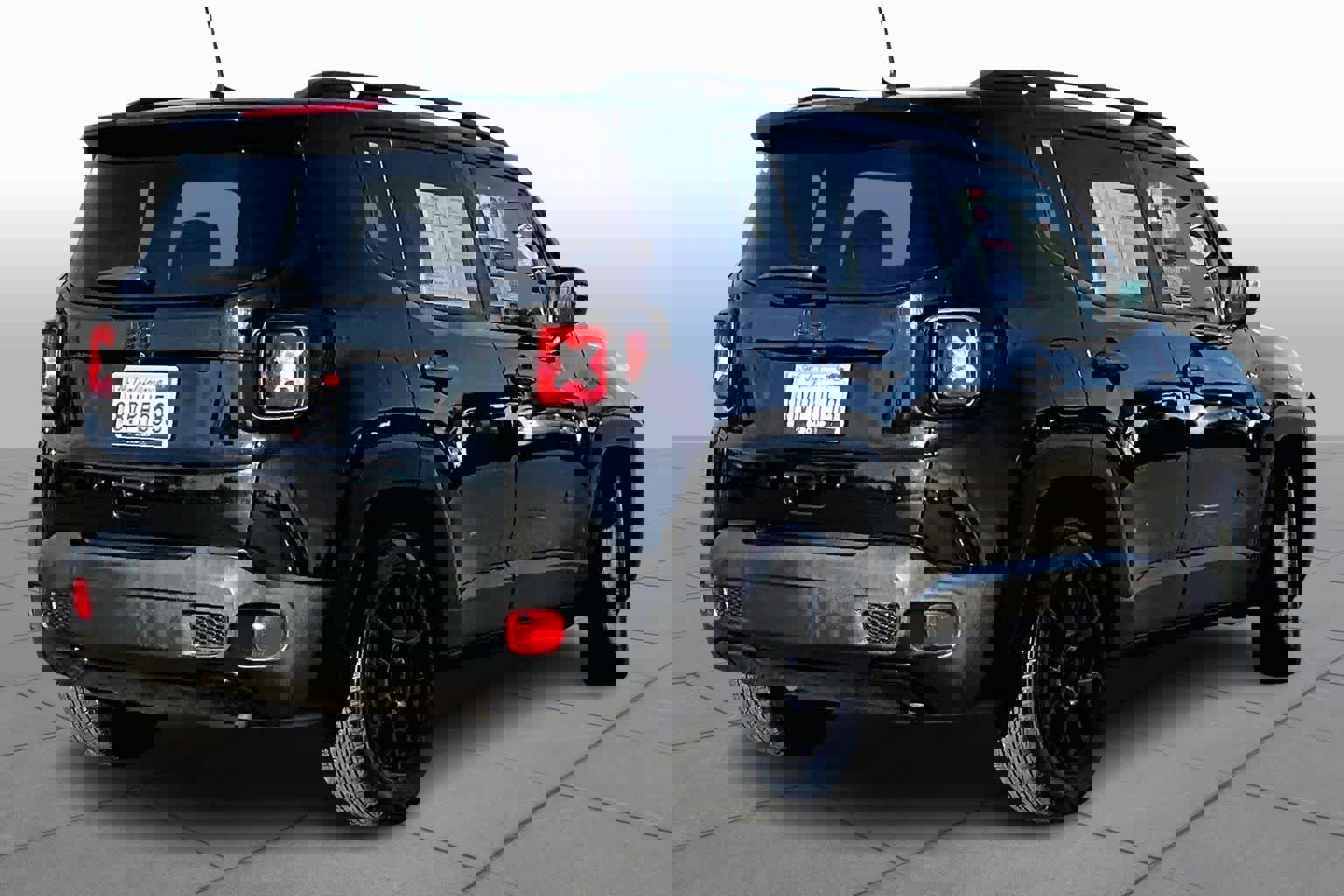 Used 2019 Jeep Renegade Altitude w/ Quick Order Package 2XM image 12