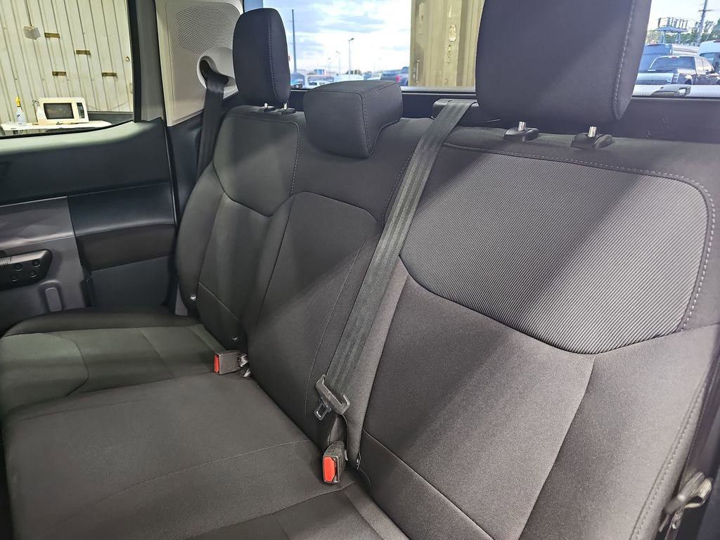 Used 2024 Ford Maverick XL image 13