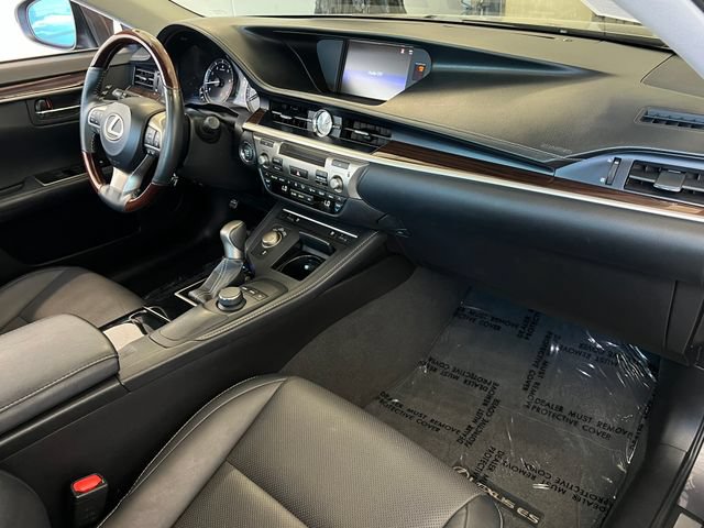 Used 2017 Lexus ES 350 w/ Premium Package FWD image 39