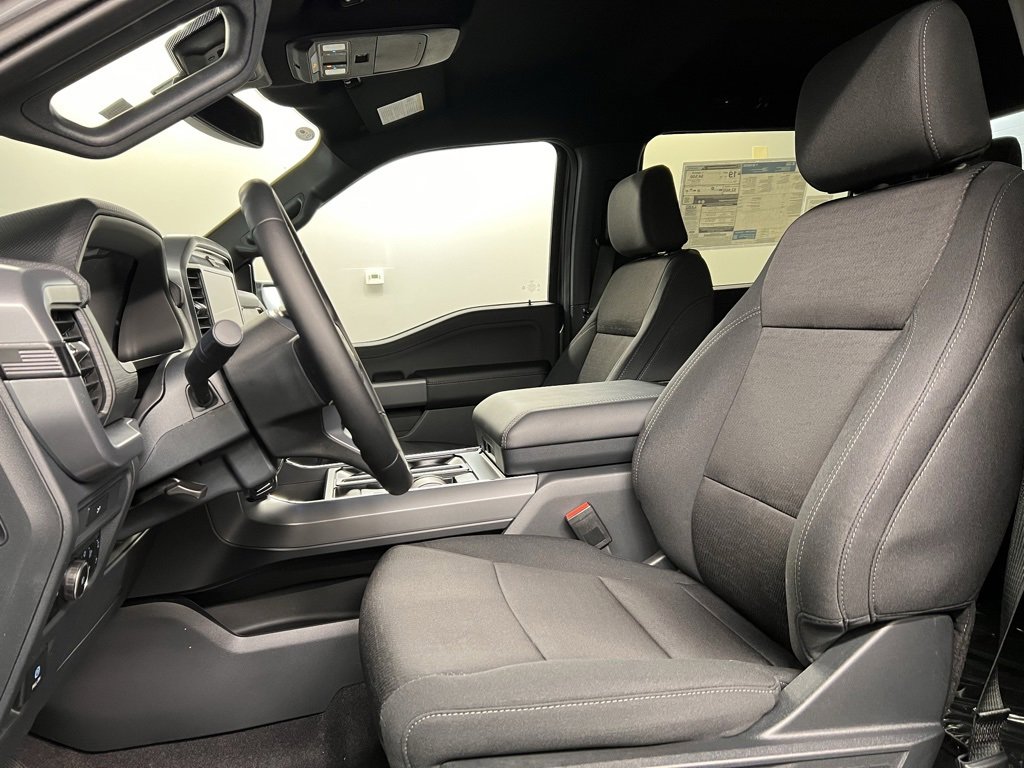 New 2026 Ford F150 XLT w/ Equipment Group 302A MID image 27