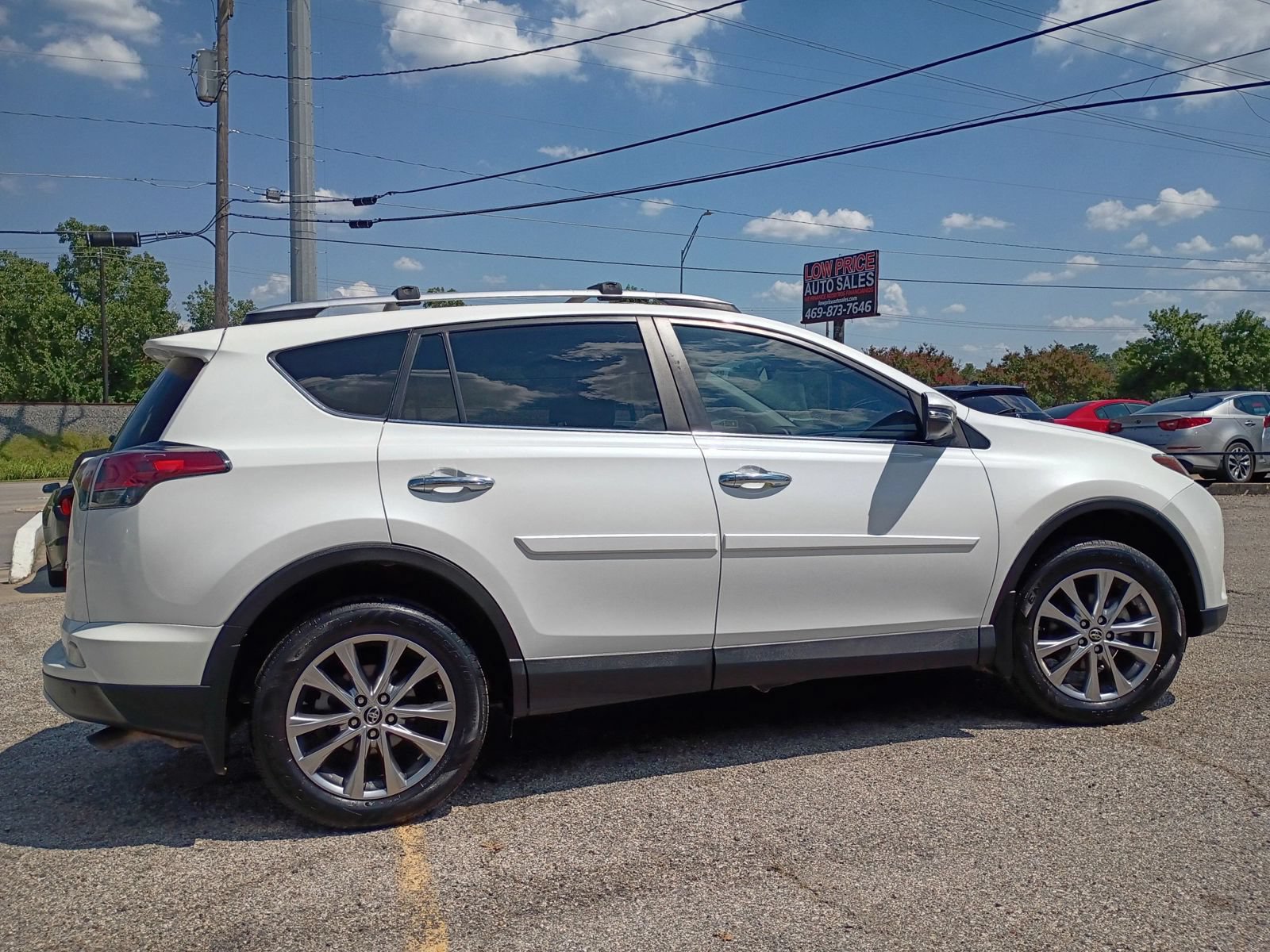 Used 2016 Toyota RAV4 Limited w/ Advanced Technology Package FWD image 6