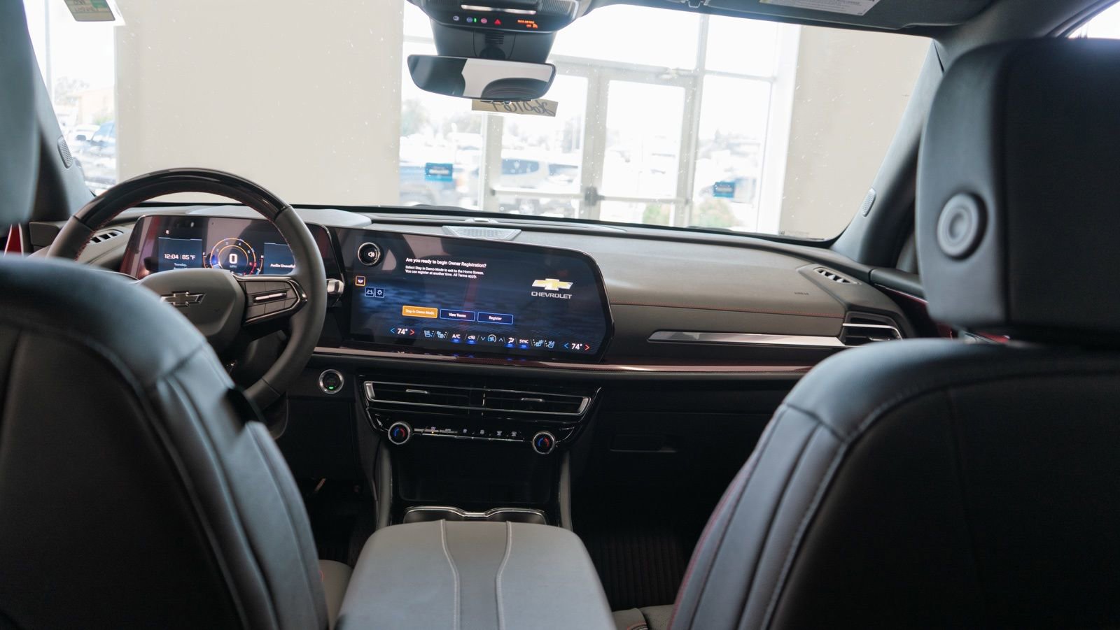 New 2026 Chevrolet Traverse RS w/ LPO, Floor Liner Package image 13