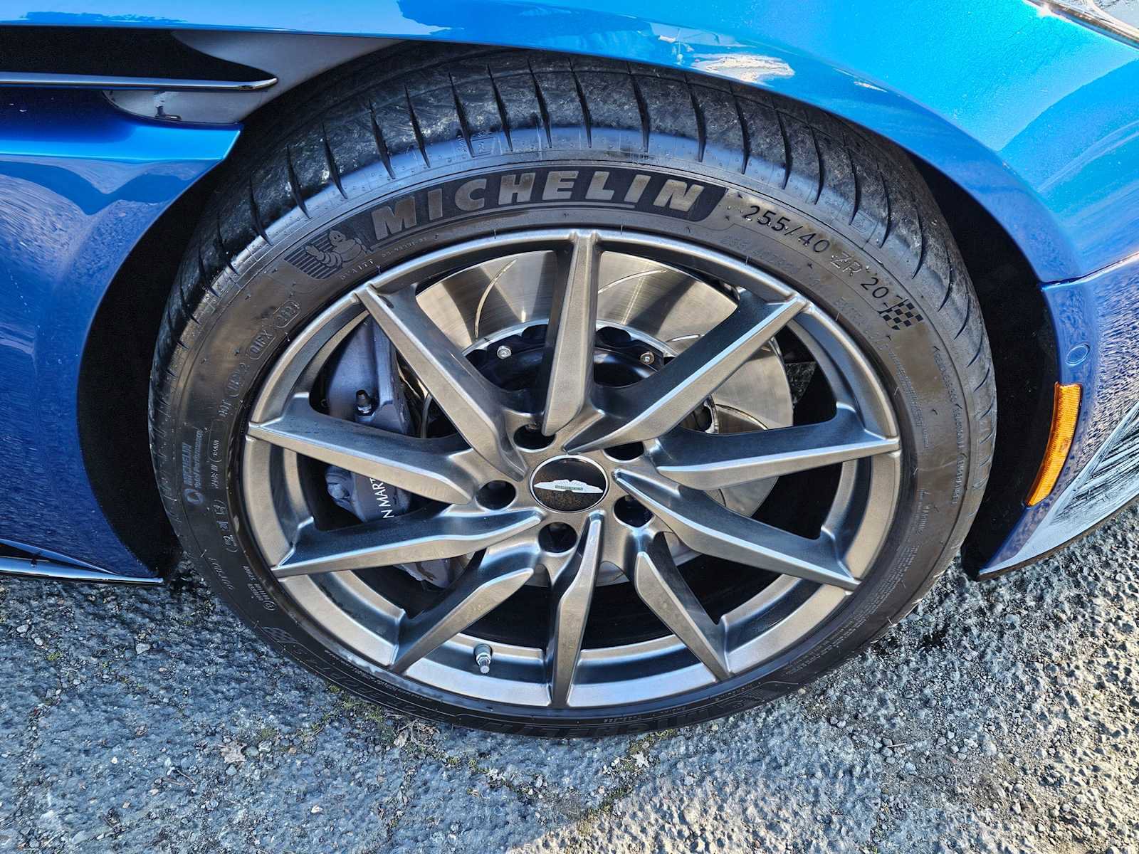 Used 2020 Aston Martin DB11 V8 image 9