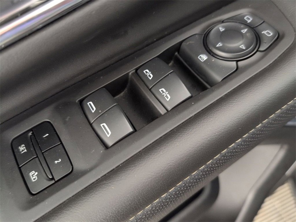 Certified 2024 GMC Yukon XL SLT image 21