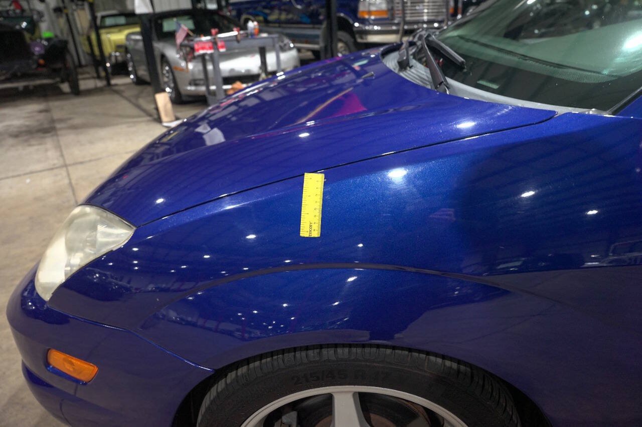 Used 2003 Ford Focus SVT FWD image 30