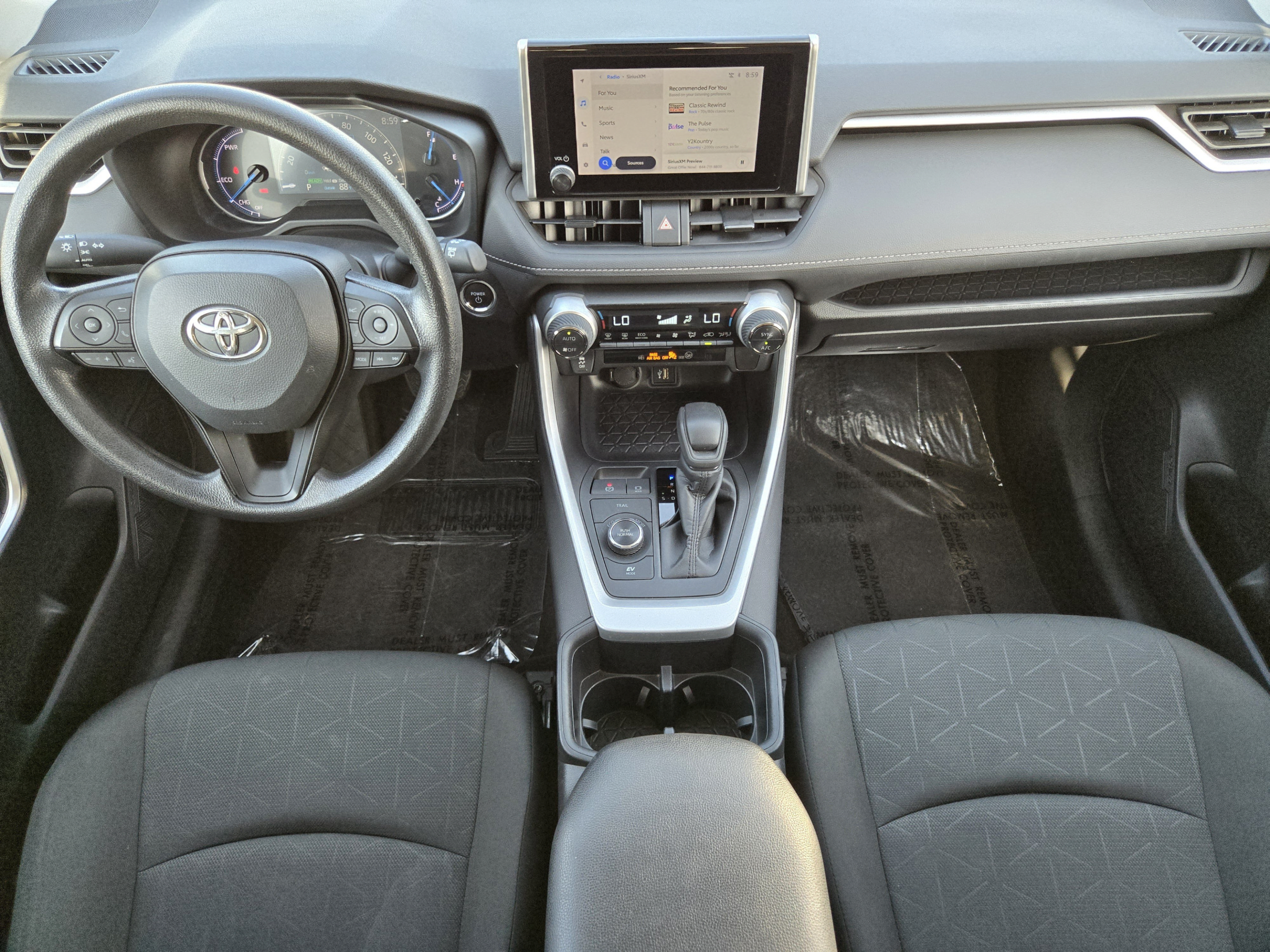 Used 2025 Toyota RAV4 XLE AWD/4WD image 23