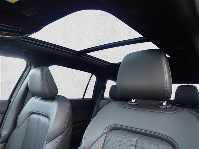 New 2026 Jeep Cherokee Overland w/ Trailer Tow Group image 12