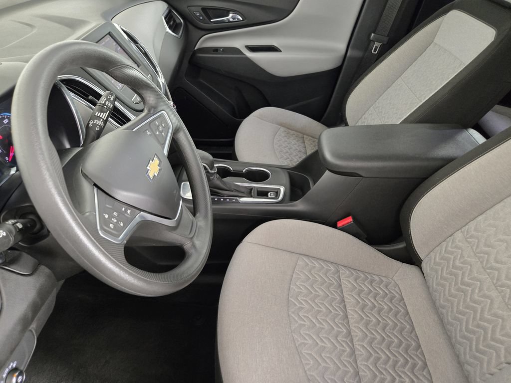 Used 2022 Chevrolet Equinox LS w/ LS Convenience Package FWD image 14