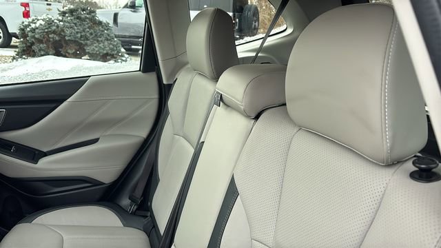 Used 2019 Subaru Forester Limited image 31
