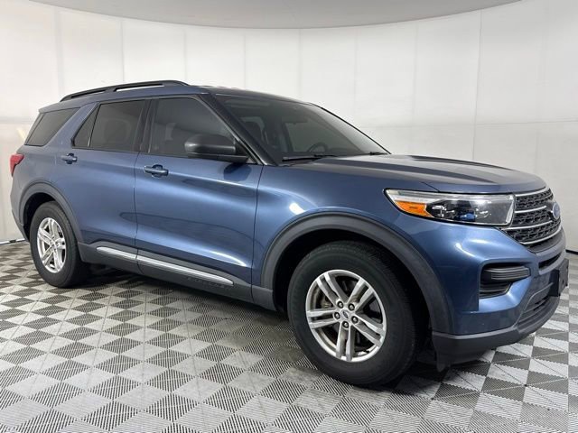 Used 2020 Ford Explorer XLT image 9