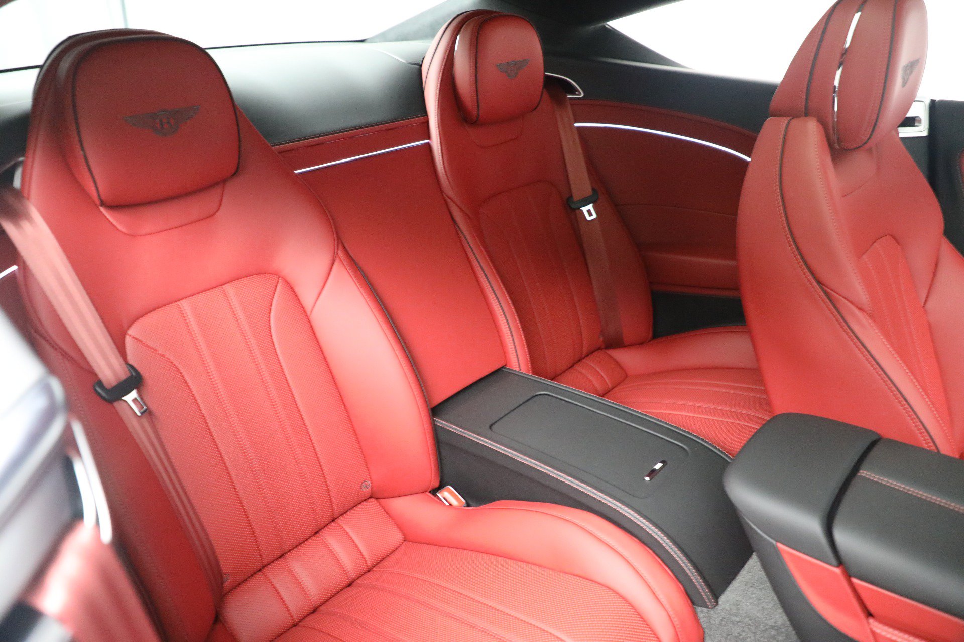 Certified 2023 Bentley Continental GT Mulliner AWD/4WD image 29