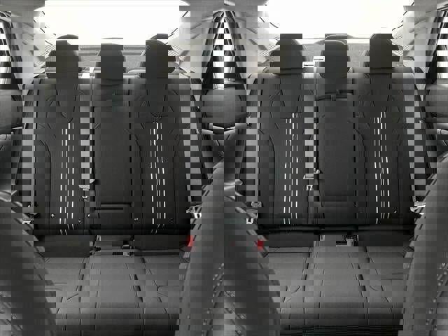 New 2025 Hyundai Elantra SEL image 34