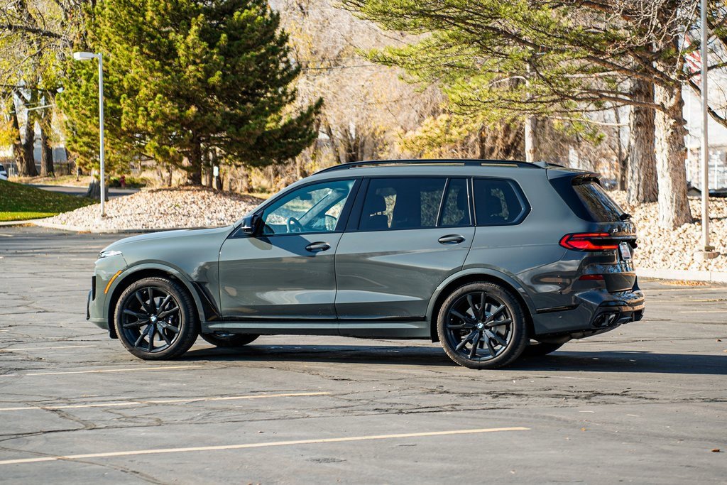 Certified 2025 BMW X7 M60i image 7