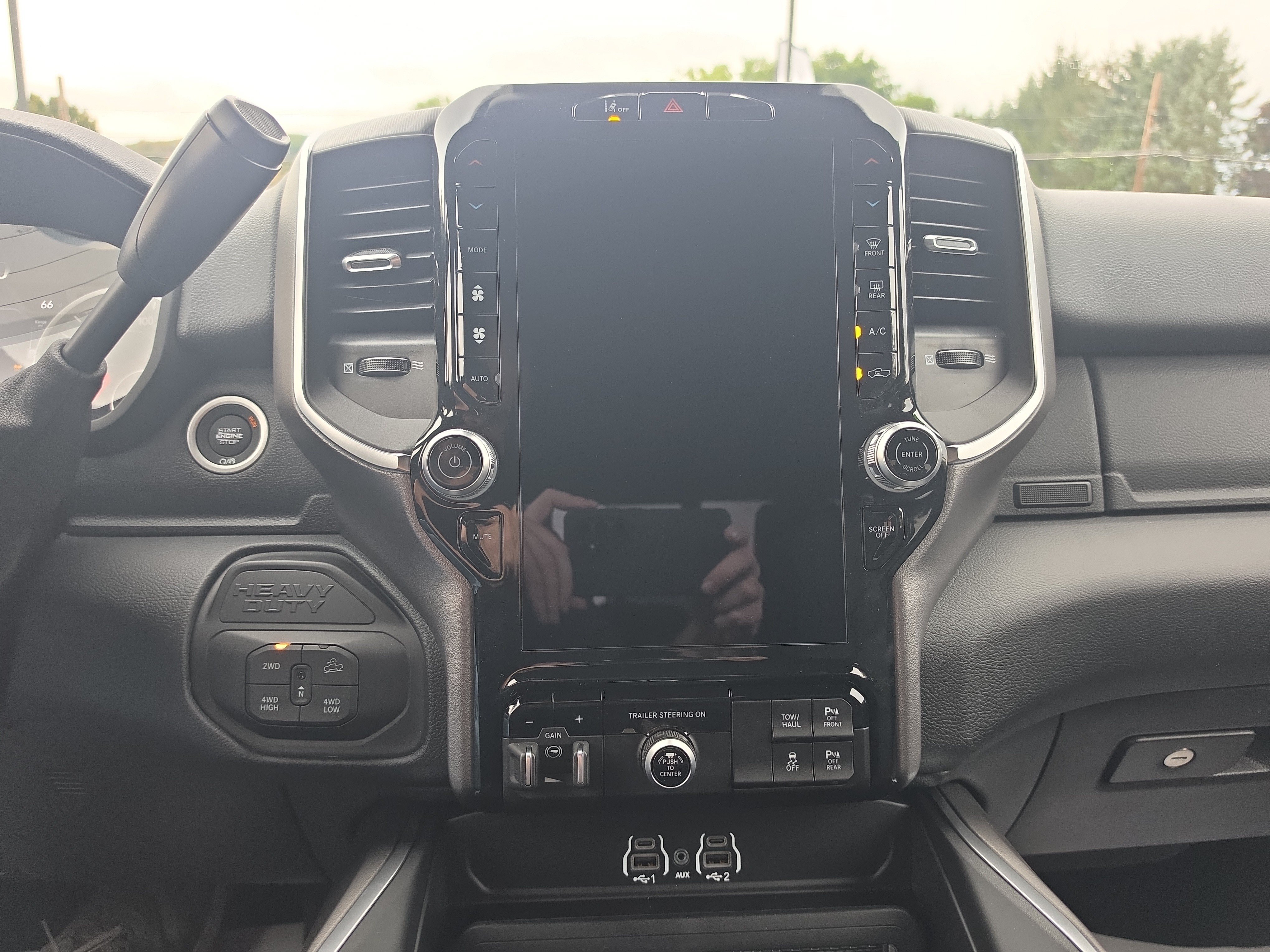 New 2027 RAM 2500 Big Horn AWD/4WD image 26