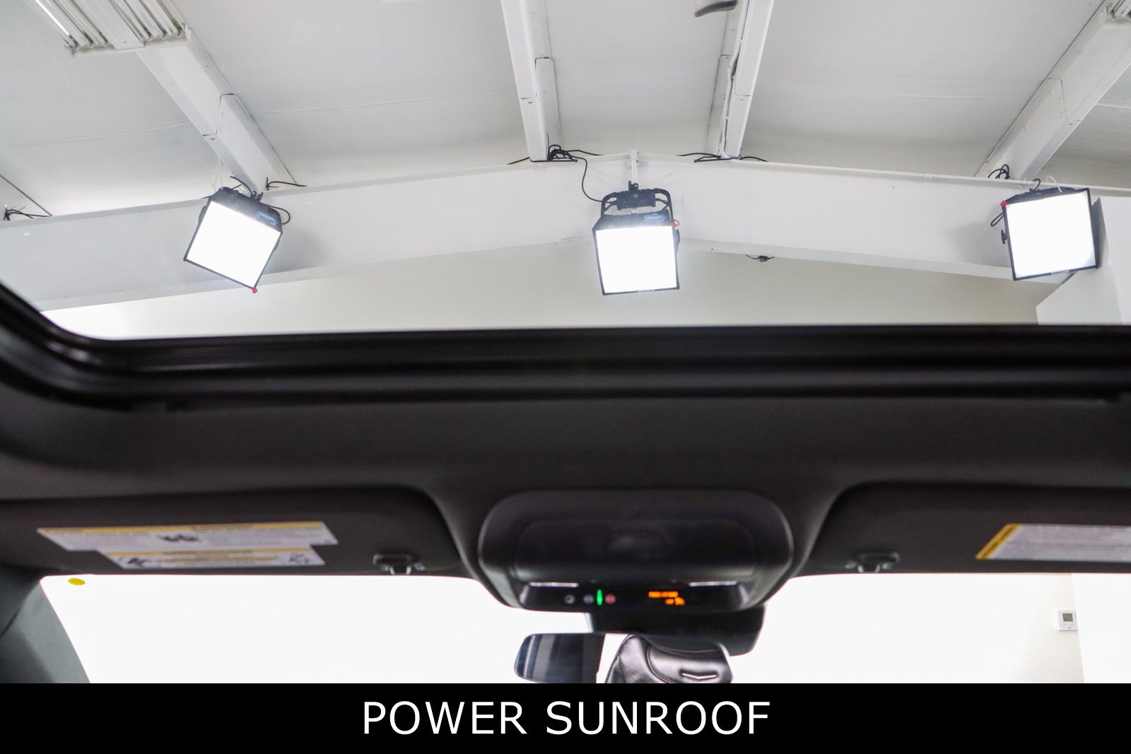 Used 2023 Cadillac XT4 Sport image 21