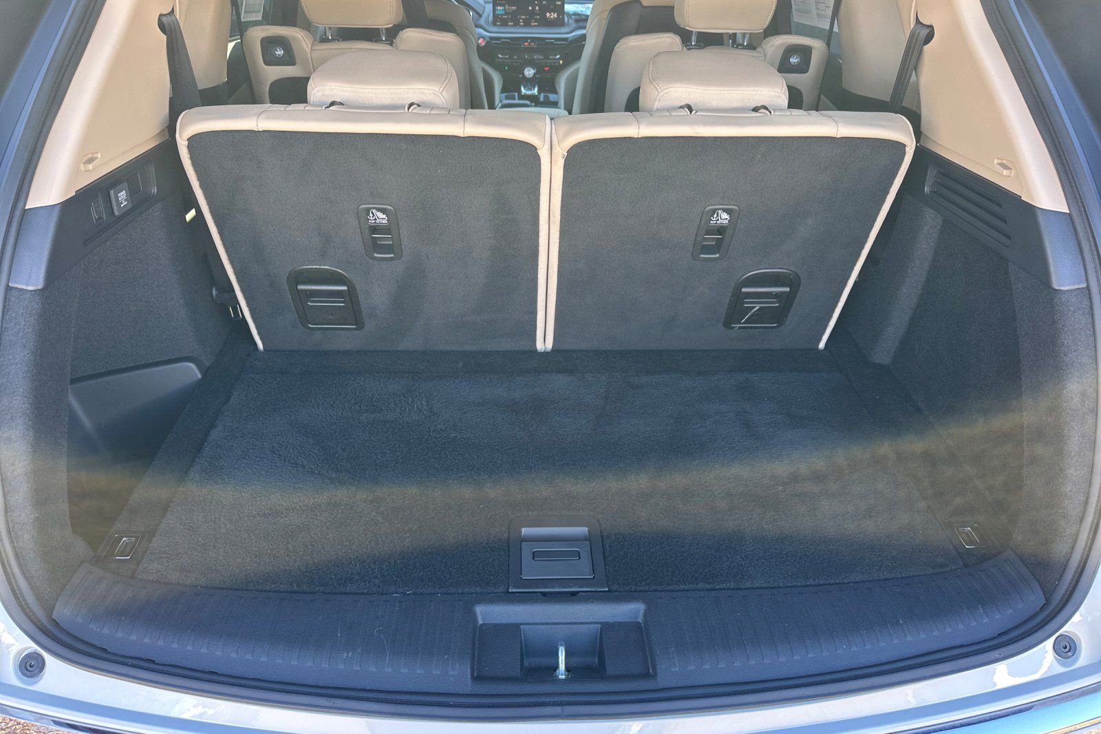 Used 2023 Acura MDX SH-AWD image 19