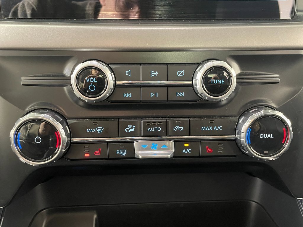 Used 2024 Ford F150 Lightning XLT image 21