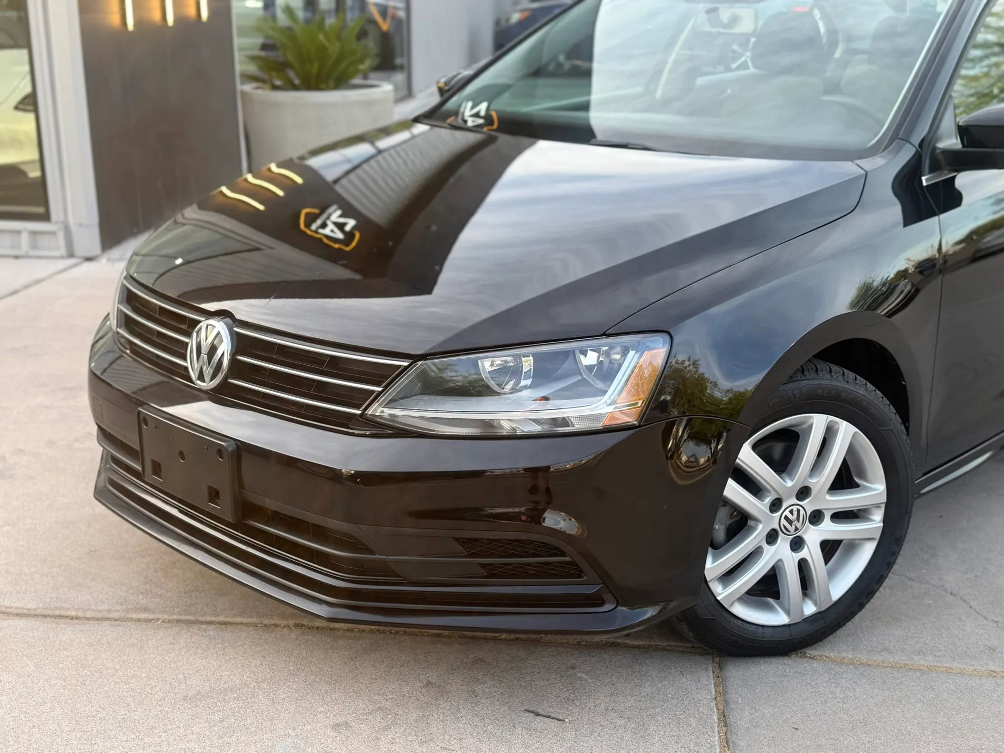 Used 2017 Volkswagen Jetta S w/ Jetta S Cold Weather Package FWD image 2