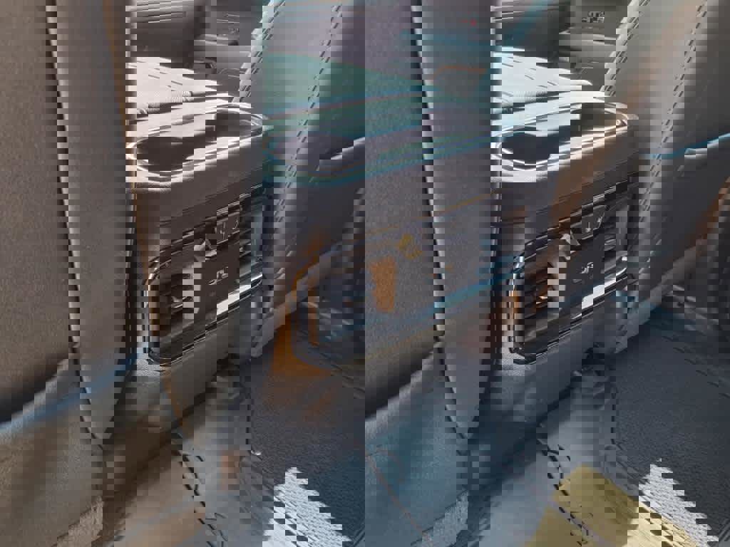 Certified 2024 GMC Sierra 1500 AT4 w/ Technology Package image 21