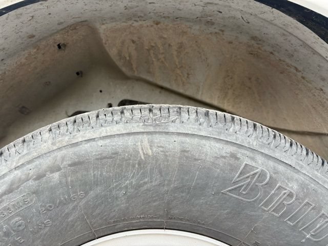 Used 2024 Chevrolet Express 2500 w/ Driver Convenience Package RWD image 17