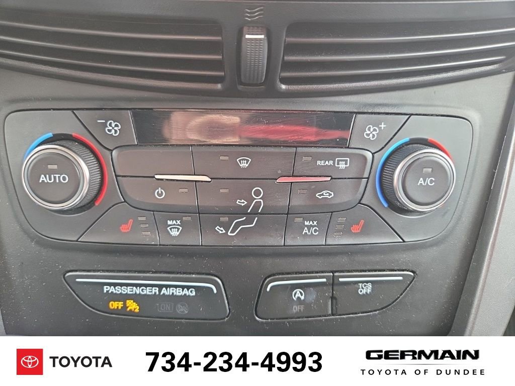 Used 2017 Ford Escape SE w/ Equipment Group 201A image 27