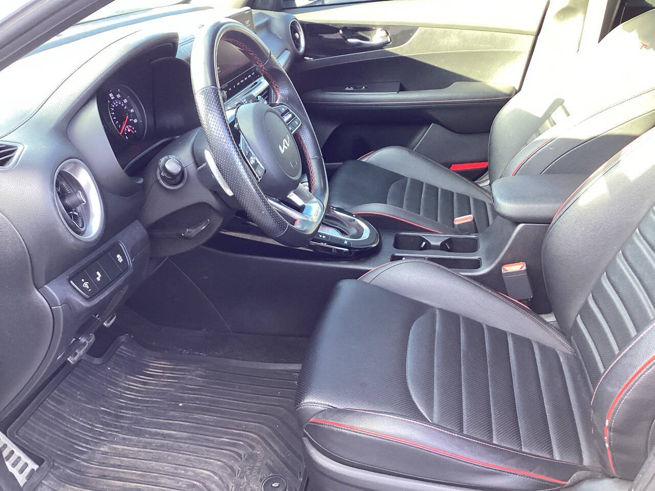 Used 2022 Kia Forte GT w/ GT2 Package FWD image 14