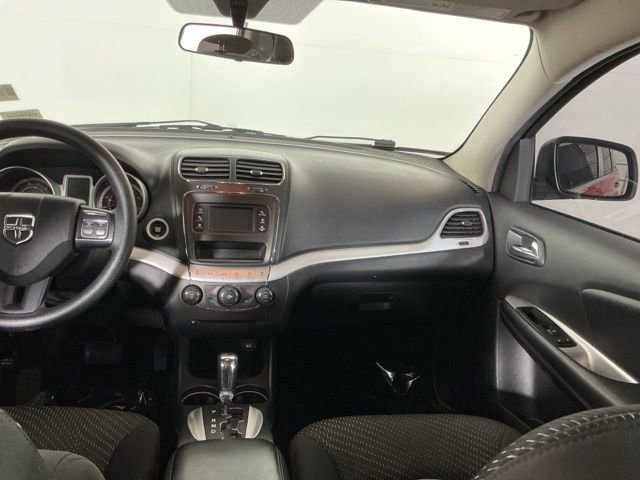 Used 2017 Dodge Journey SXT image 21