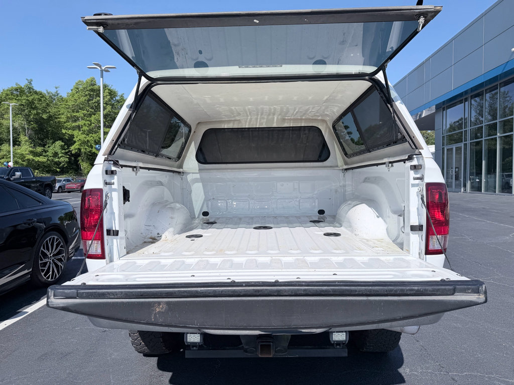 Used 2018 RAM 2500 Tradesman w/ Chrome Appearance Group AWD/4WD image 9