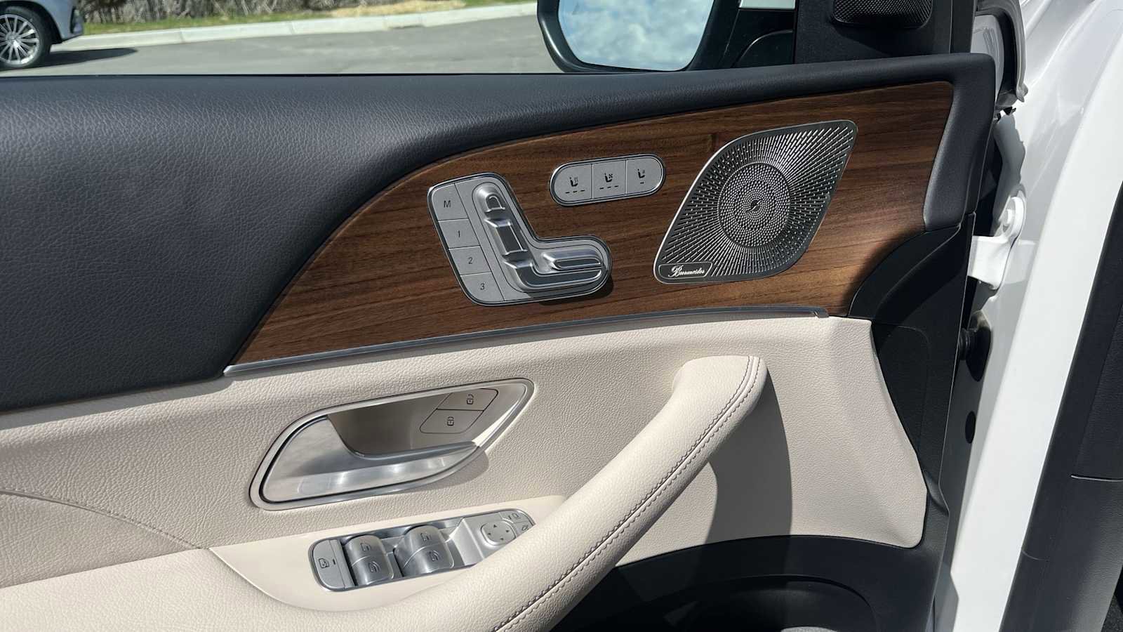 Certified 2024 Mercedes-Benz GLE 450 4MATIC image 30