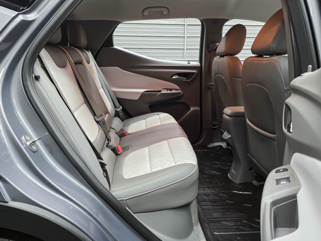 Used 2023 Chevrolet Bolt EUV Premier FWD image 18