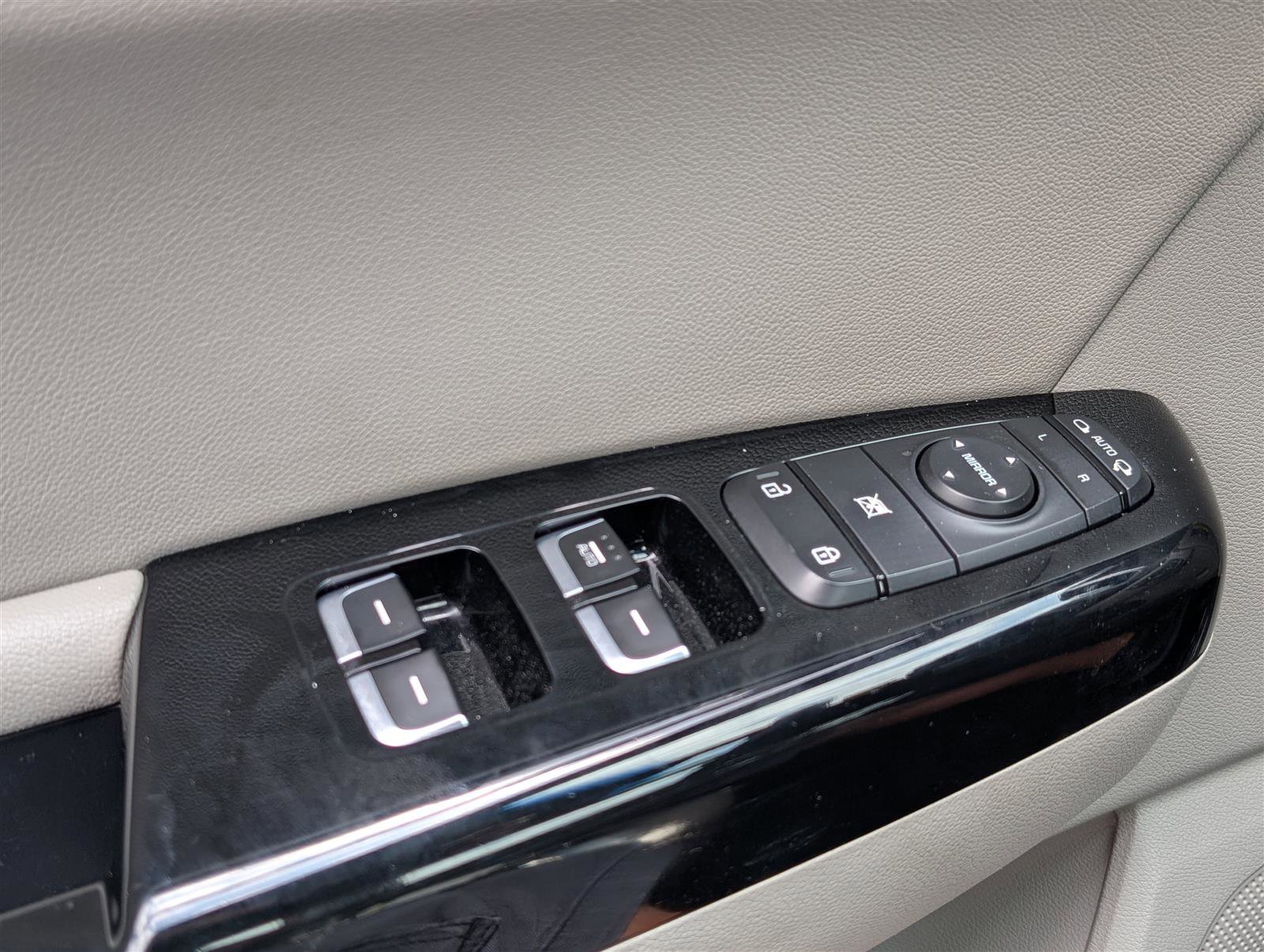 Used 2018 Kia Sportage SX image 20