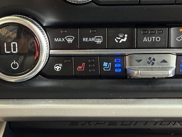 Used 2024 Ford Expedition Max Limited RWD image 23