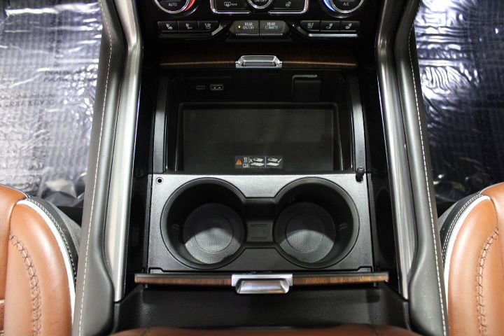 Used 2023 GMC Yukon Denali Ultimate image 37