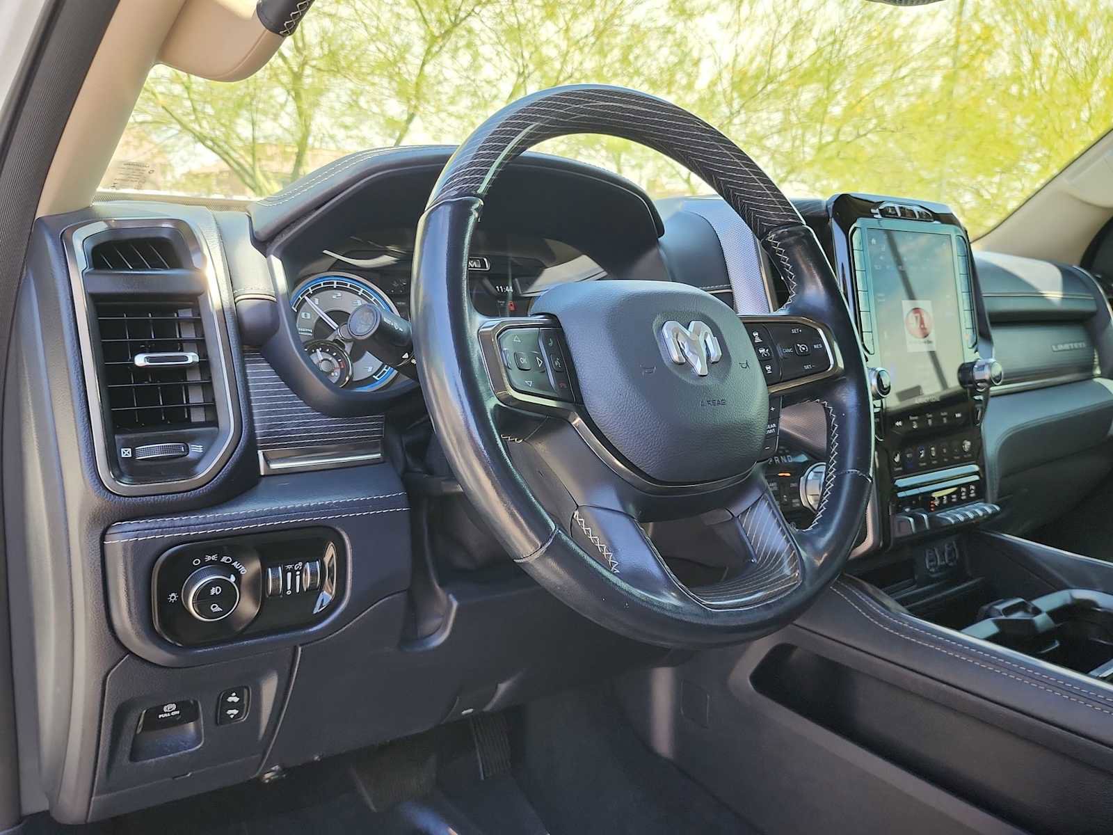 Used 2021 RAM 1500 Limited AWD/4WD image 2