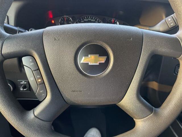 Used 2020 Chevrolet Express 3500 LT w/ LT Preferred Equipment Group image 13