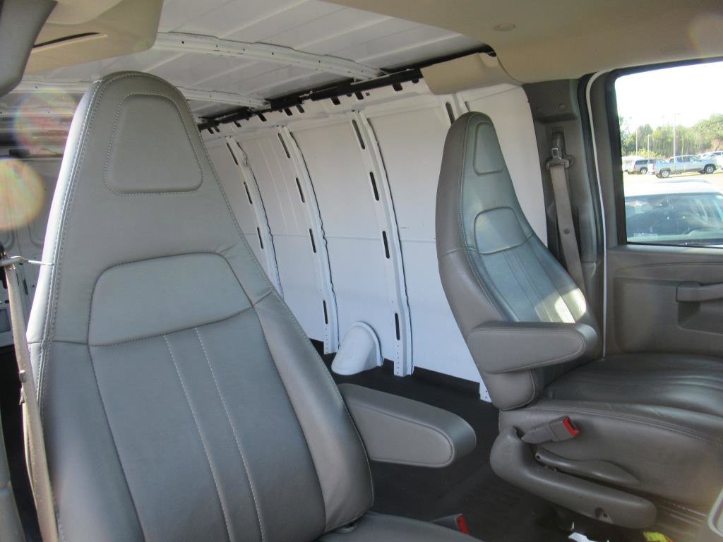 Used 2023 Chevrolet Express 2500 2500 w/ Driver Convenience Package image 17