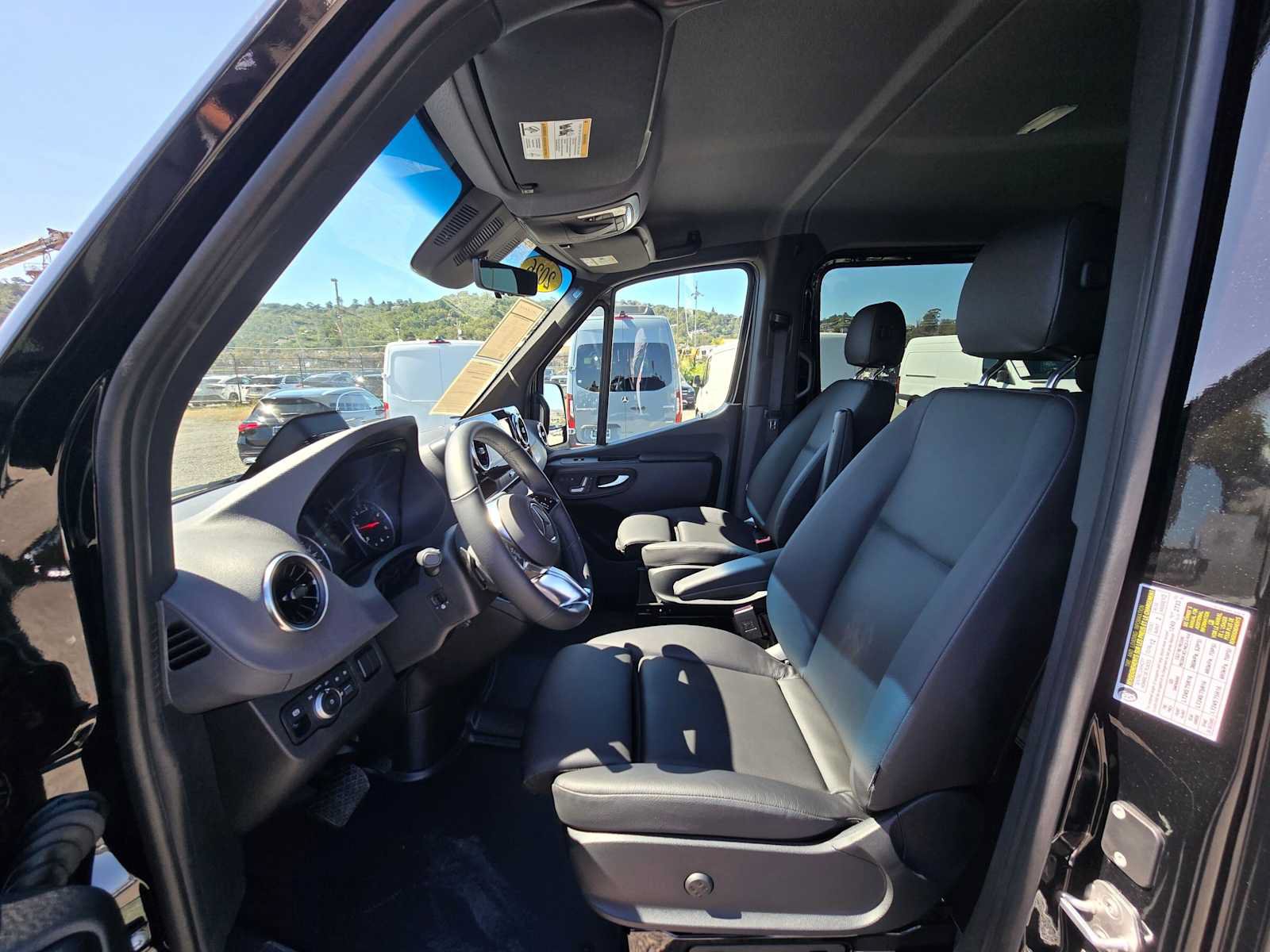 Used 2026 Mercedes-Benz Sprinter 2500 image 21