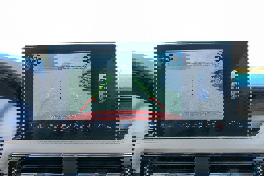 Used 2023 Lincoln Corsair Reserve AWD/4WD image 25