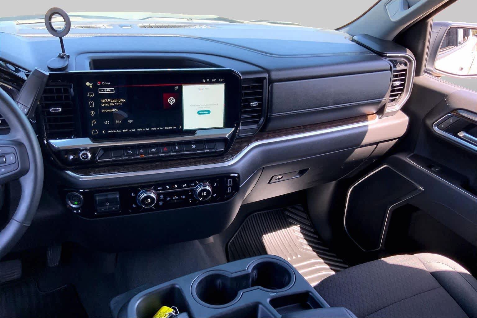 Used 2025 GMC Sierra 1500 Elevation RWD image 7