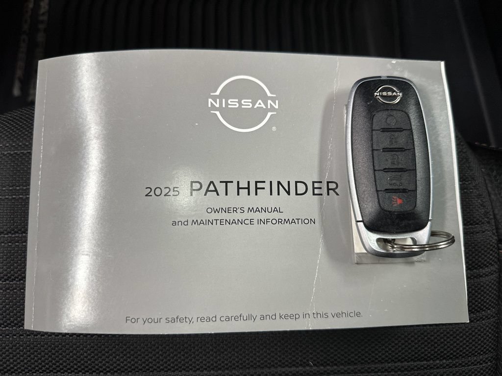 Used 2025 Nissan Pathfinder Rock Creek AWD/4WD image 42