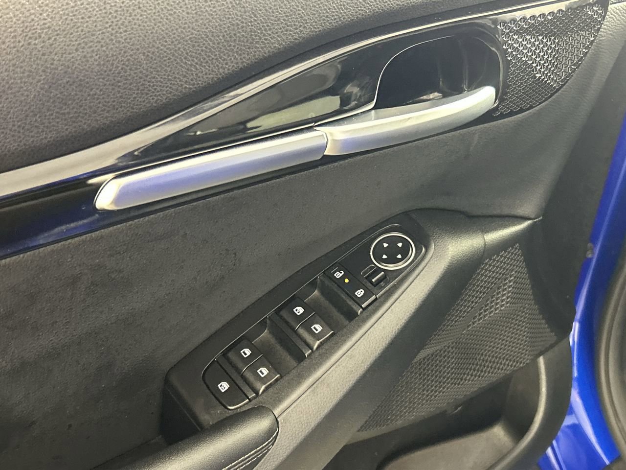 Used 2025 Kia Seltos S image 18