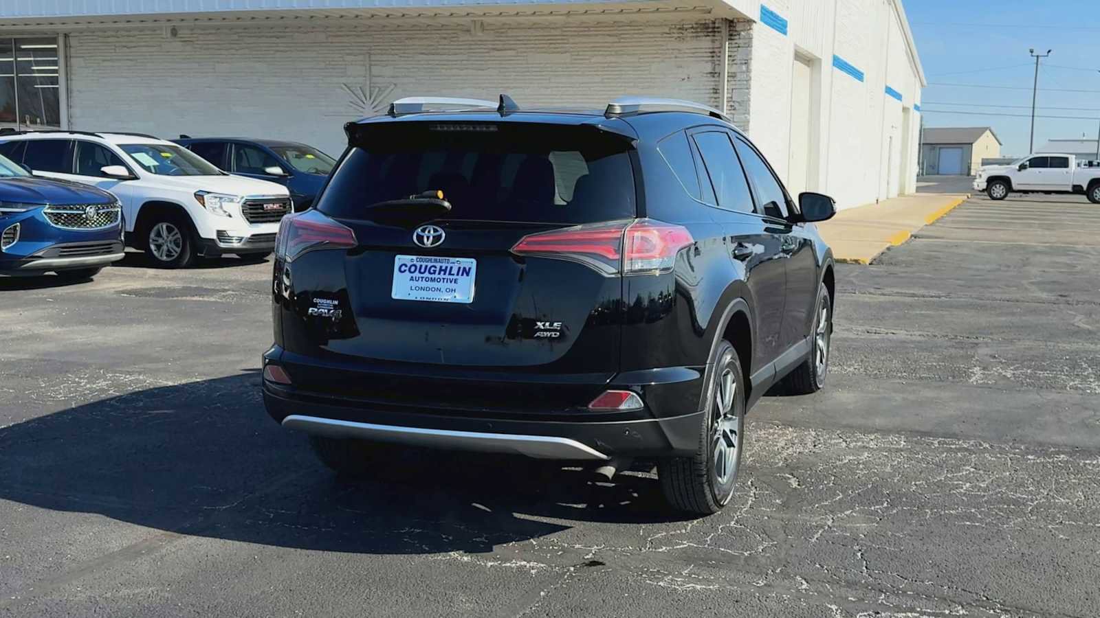 Used 2016 Toyota RAV4 XLE w/ Convenience Package AWD/4WD image 8