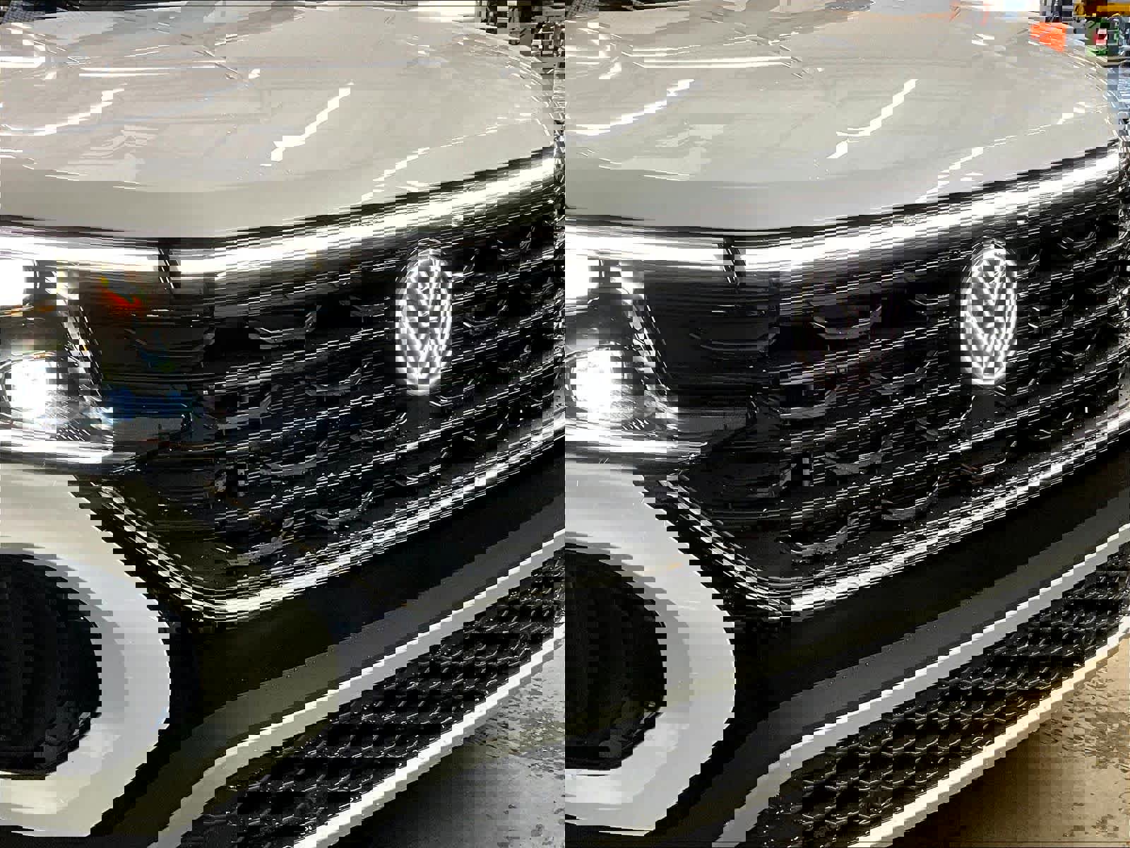 New 2026 Volkswagen Atlas Cross Sport SEL image 33