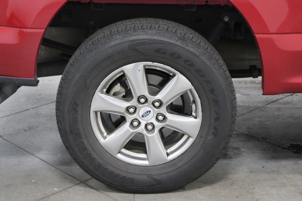 Used 2020 Ford F150 XLT w/ Equipment Group 302A Luxury AWD/4WD image 13