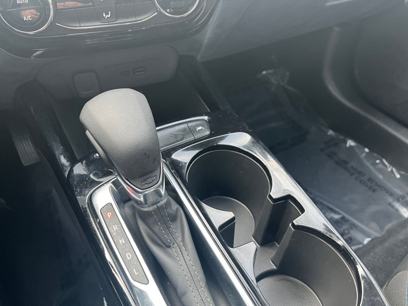 Used 2025 Chevrolet Trax LT image 35