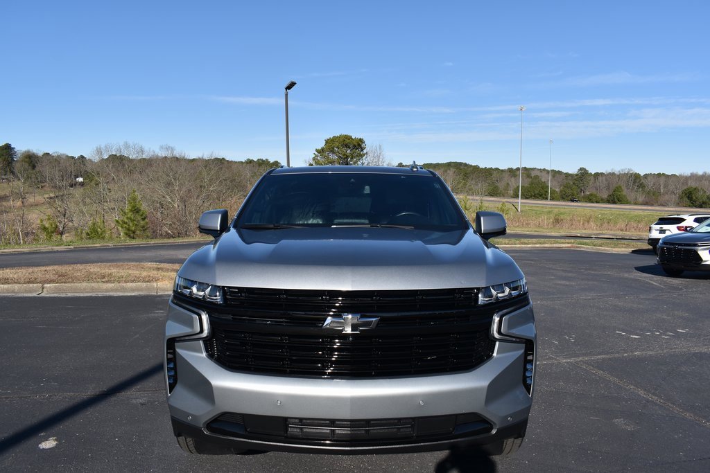 Certified 2024 Chevrolet Suburban RST w/ Luxury Package image 3