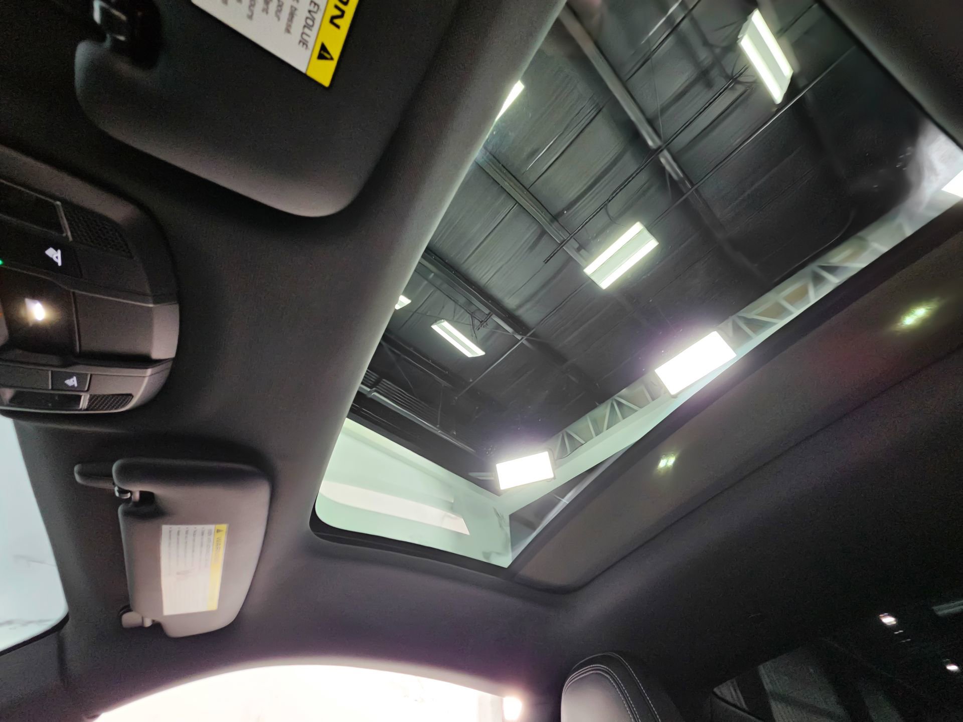 Used 2022 Porsche 911 Carrera 4S w/ Sport Package image 28